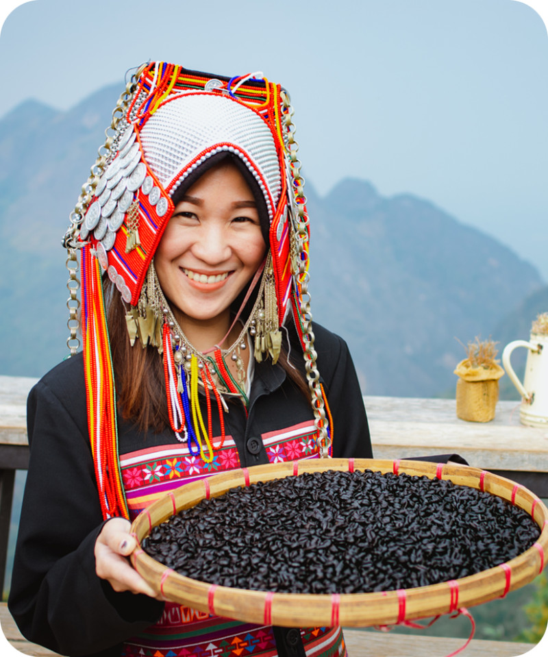 Giảm phát thải và tạo sinh kế ổn định cho cộng đồng địa phương